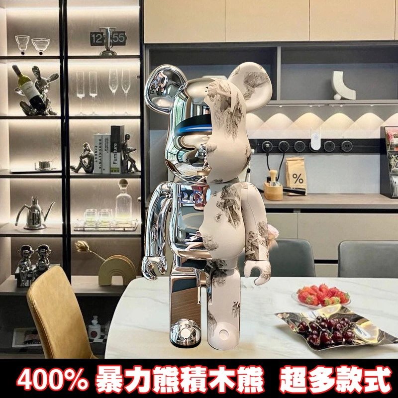 Bearbrick 400% Decorations