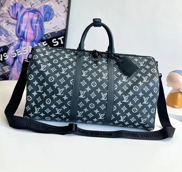 Louis Vuitton bandoouliere keepall 50 50