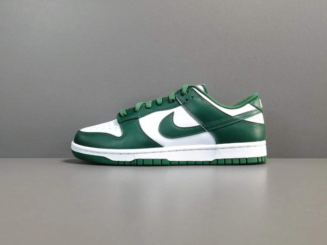 Nike Dunk Green
