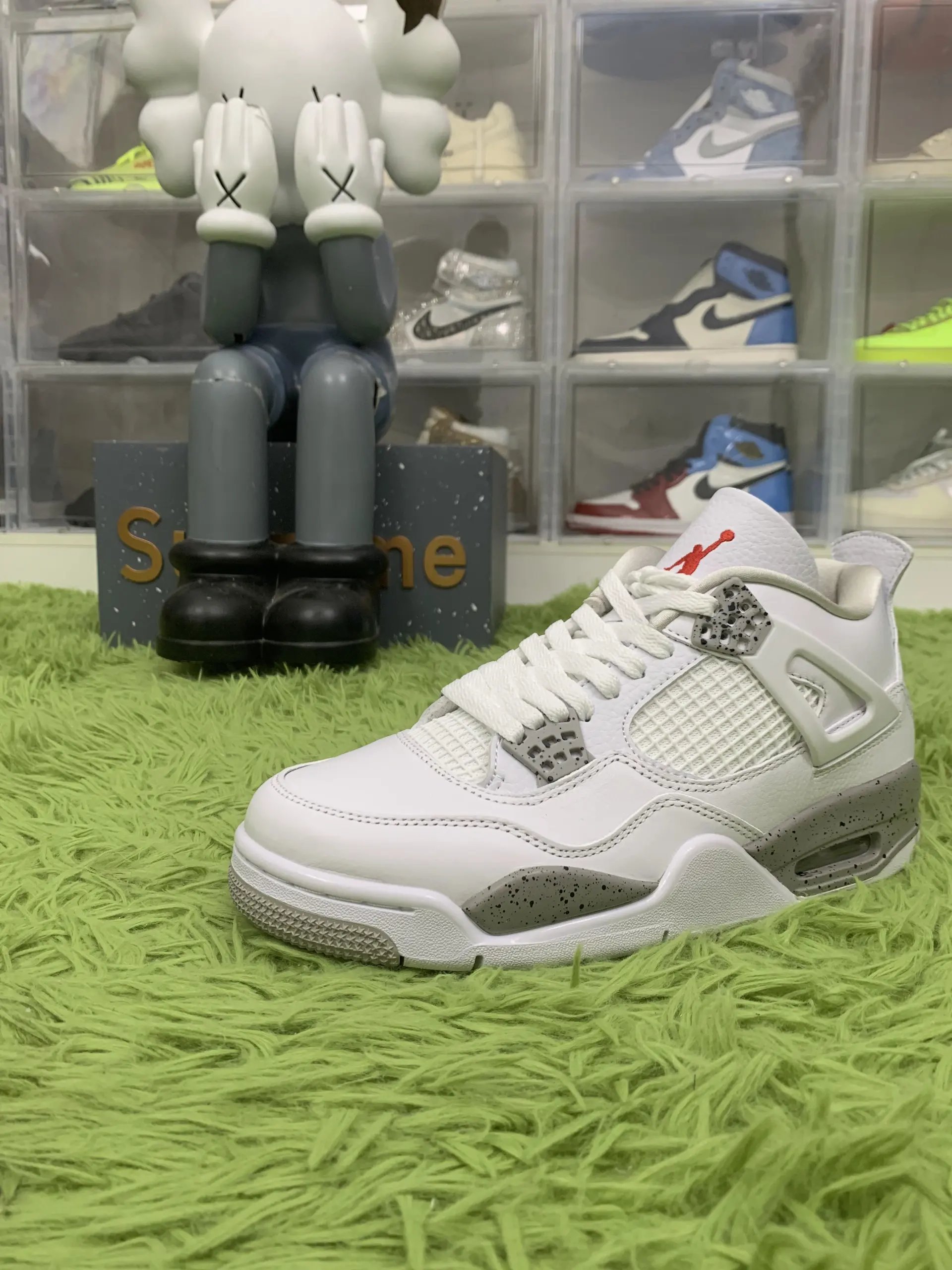 Jordan 4 Retro Techwhite
