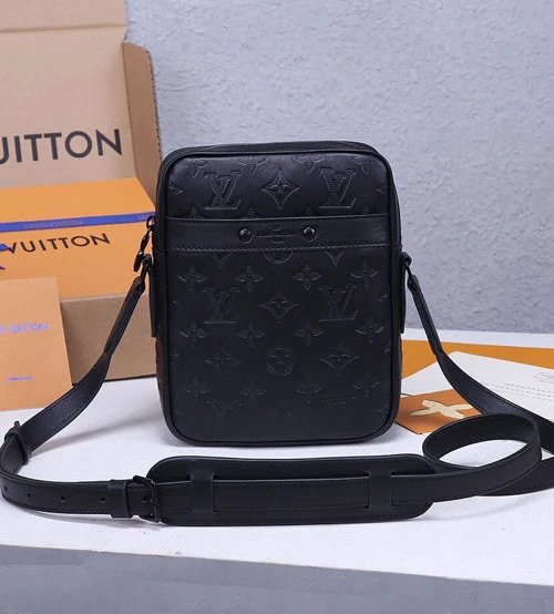 Louis Vuitton taurillon monogram