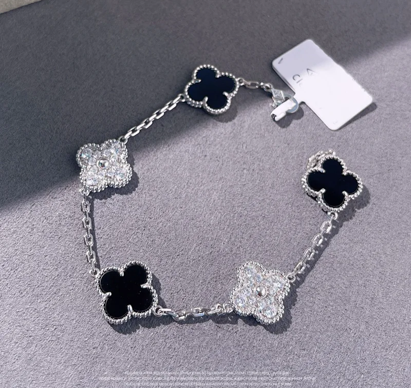 Van Cleef & Arpels Bracelet