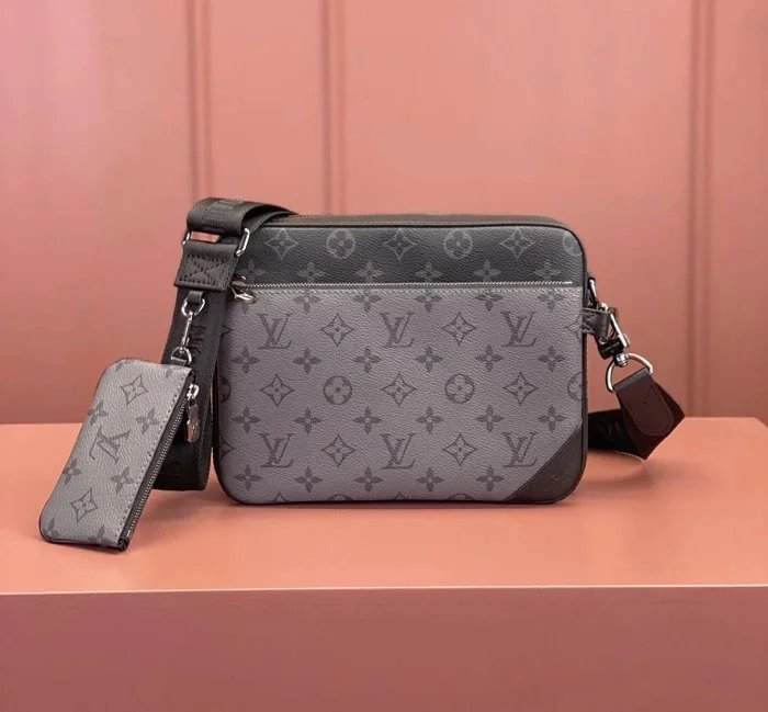 Louis Vuitton trio m69443  25×18.5×7